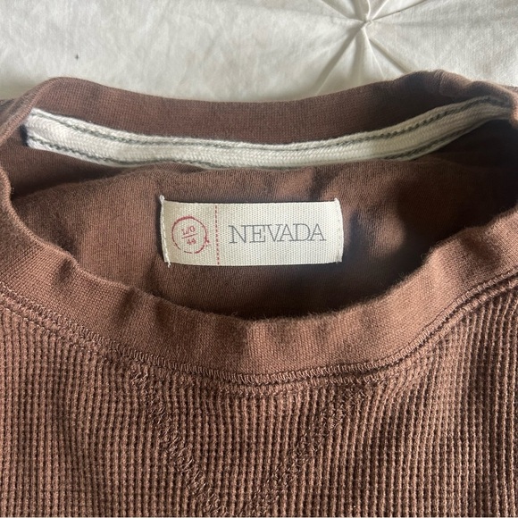 Nevada Women's Large Brown Waffle Knit Crewneck Sweater Relaxed Fit - Picture 2 of 7